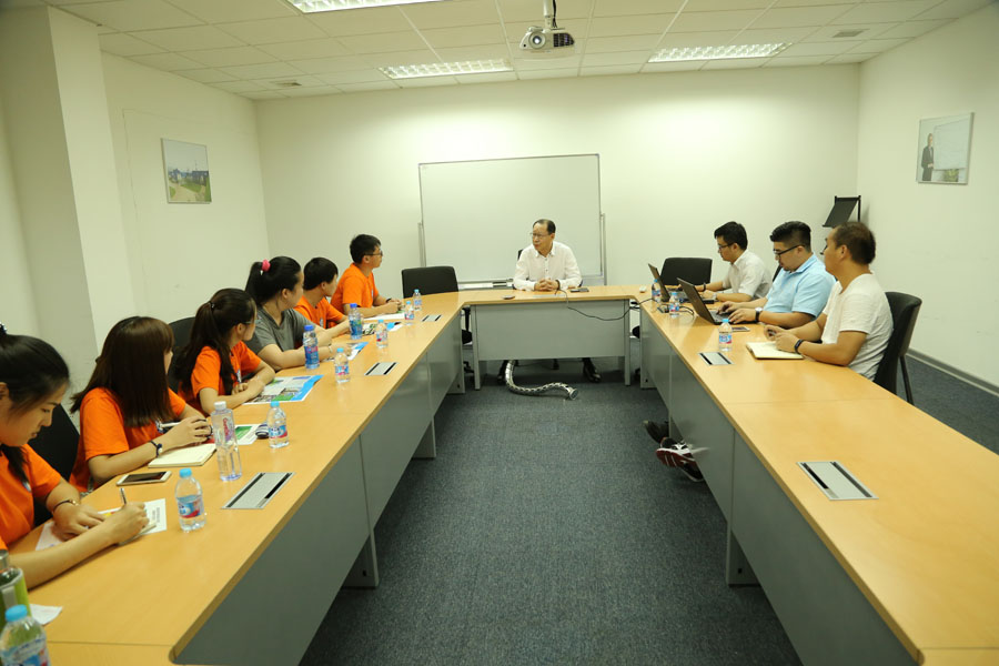 上海第二工业大学研究生社会实践团就建筑垃圾资源化课题到天博股份参观学习