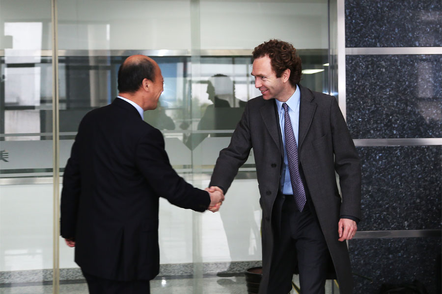 ¹SKζ³ݰ첩ɷݲμӺʹ˾ȶ»