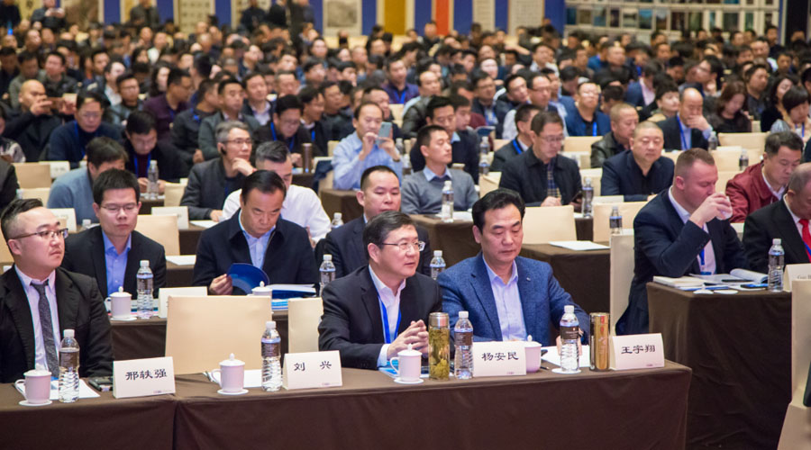 ʢǰ첩ɷͬӭɰʯҵʷչʱ