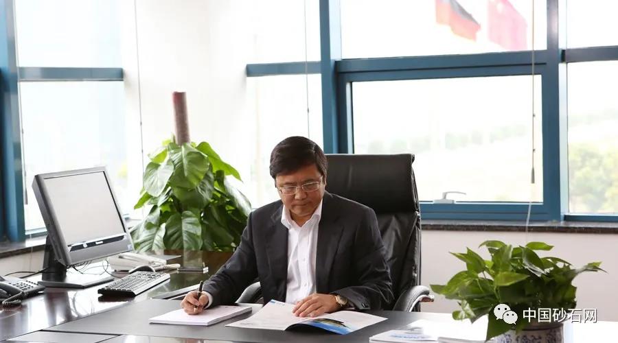 ʻר | Ϻ첩³񣺽ɫɰʯߺͽ̷ϴ