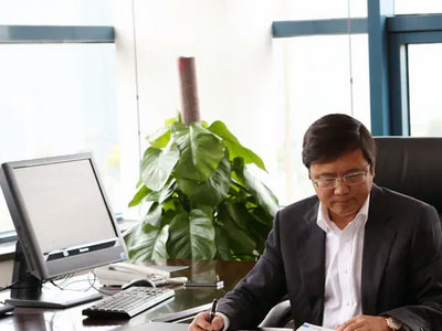 ˮ³̸Ϻ첩ɷ޹˾Ӫ֮ //߶˷̸