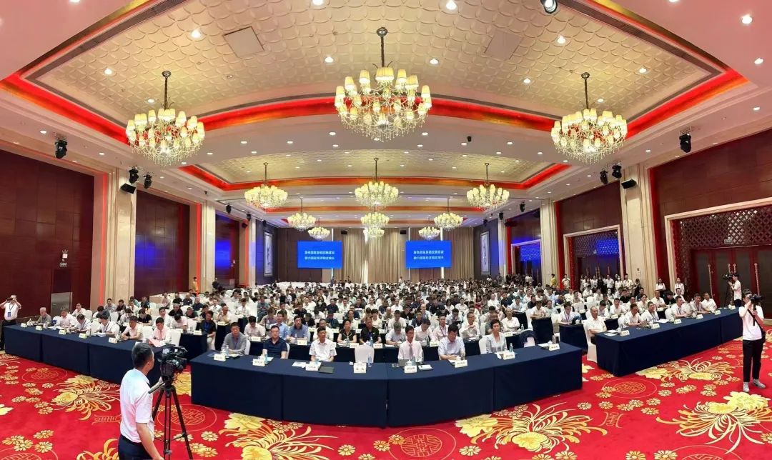 Эר | ááƷáϺ첩ɷݶ³̸ҵ硰ں